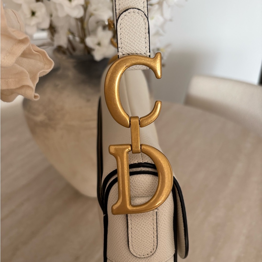 100% auth Dior Medium saddle bag 🌟 - Picture 4 of 7